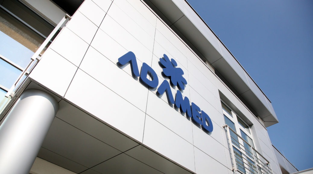 Adamed Pharma 1038x576 - Adamed przejmuje od Sanofi zakład produkcyjny w Hiszpanii
